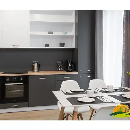 Apartman Tongara 4 *